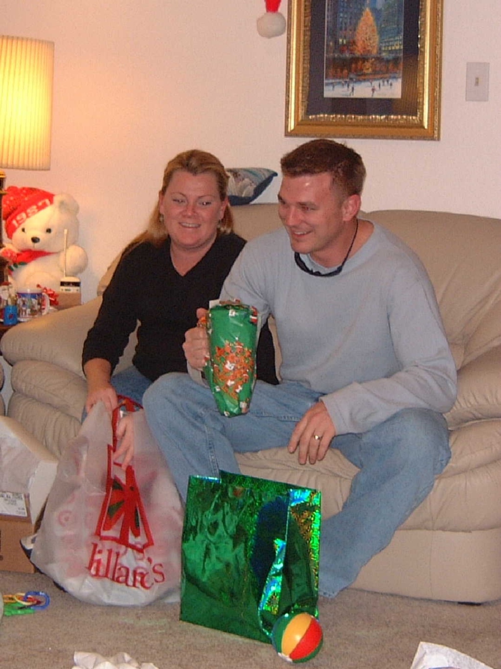 Hildebrand Christmas ScreenSaver/1024x768_2001-12-24 Christmas Eve J&J 13.jpg